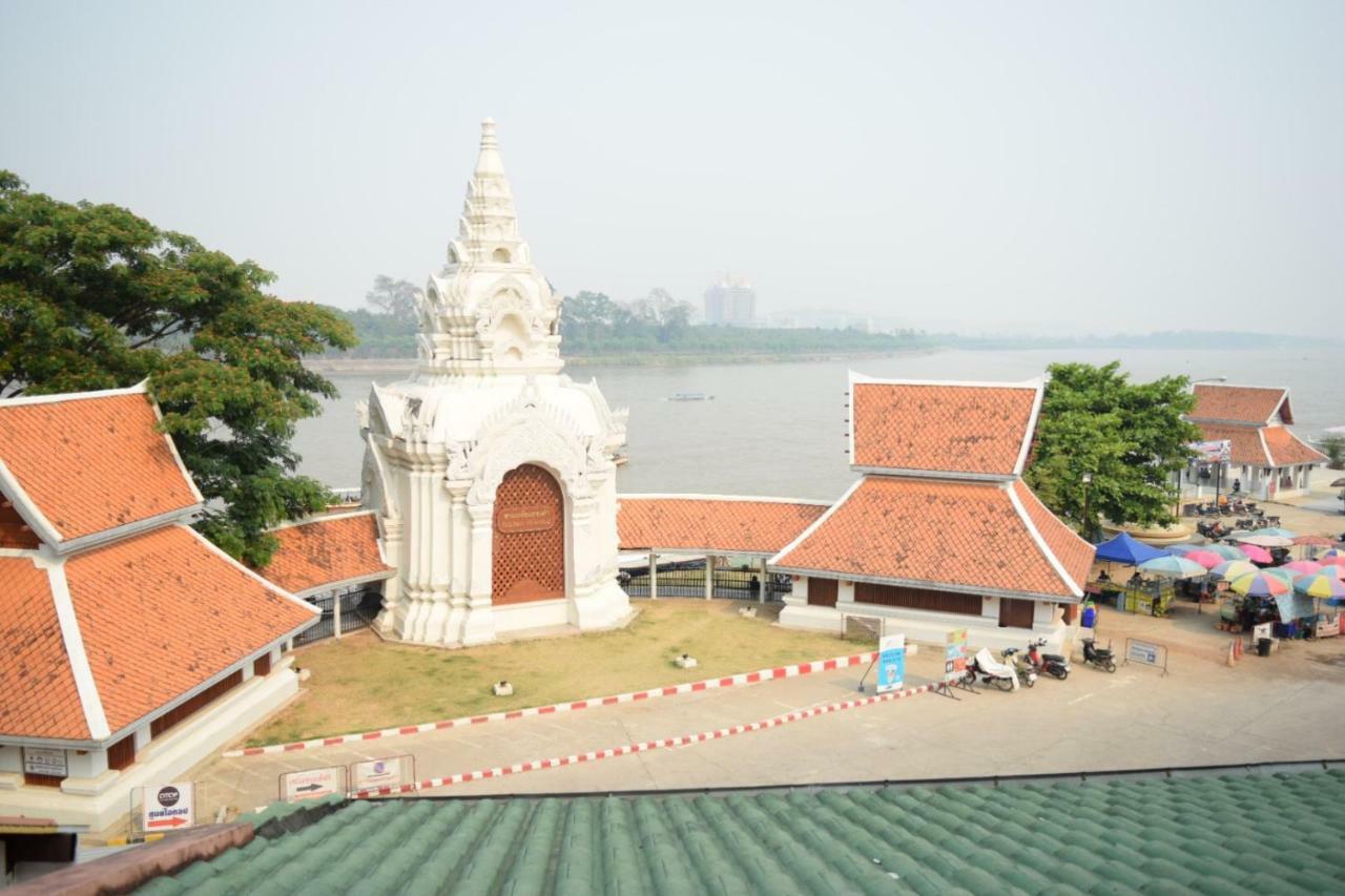 Buakham Rim Khong บัวคำริมโขง Hotel Chiang Saen Bagian luar foto